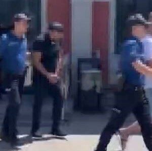 esenyurtta polise saldiran suphelilere gozalti 3Q5Q9XCm