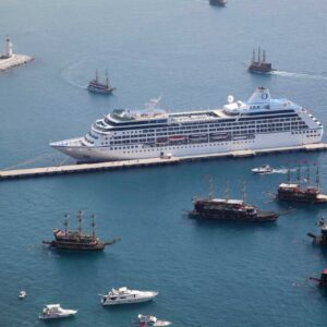 kruvaziyer turizminde 12 yil sonra rekor 1 milyon yolcu asildi WJ2KHSsg