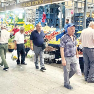 meyve fiyatlari uctu tezgahlar iskarta ile doldu 3JKml2Q2