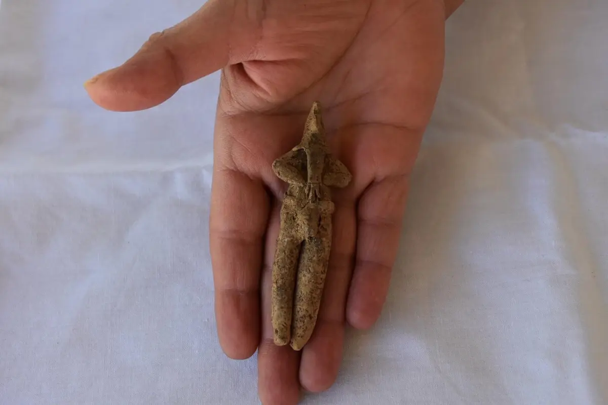 ulucak hoyugunde 8 bin yillik figurin bulundu 5a5uJfDY