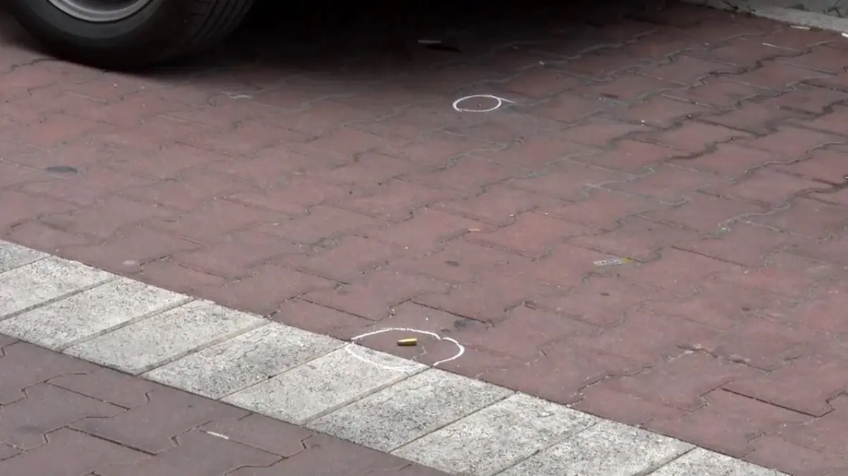 avcilarda abisini vuran kardes kacti fDKcqLNR