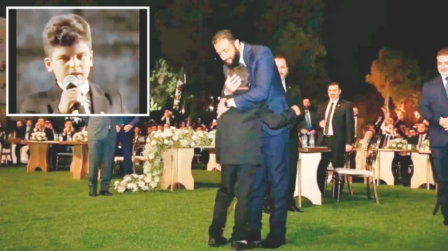 cebindeki 1 dolari bagisladi kucuk mahmud sarayi aglatti XtfNUDTC