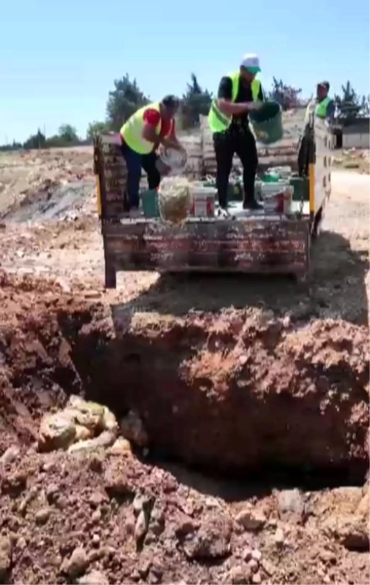 hatayda tarihi gecmis 800 kilogram tursu imha edildi QZqBmcO8