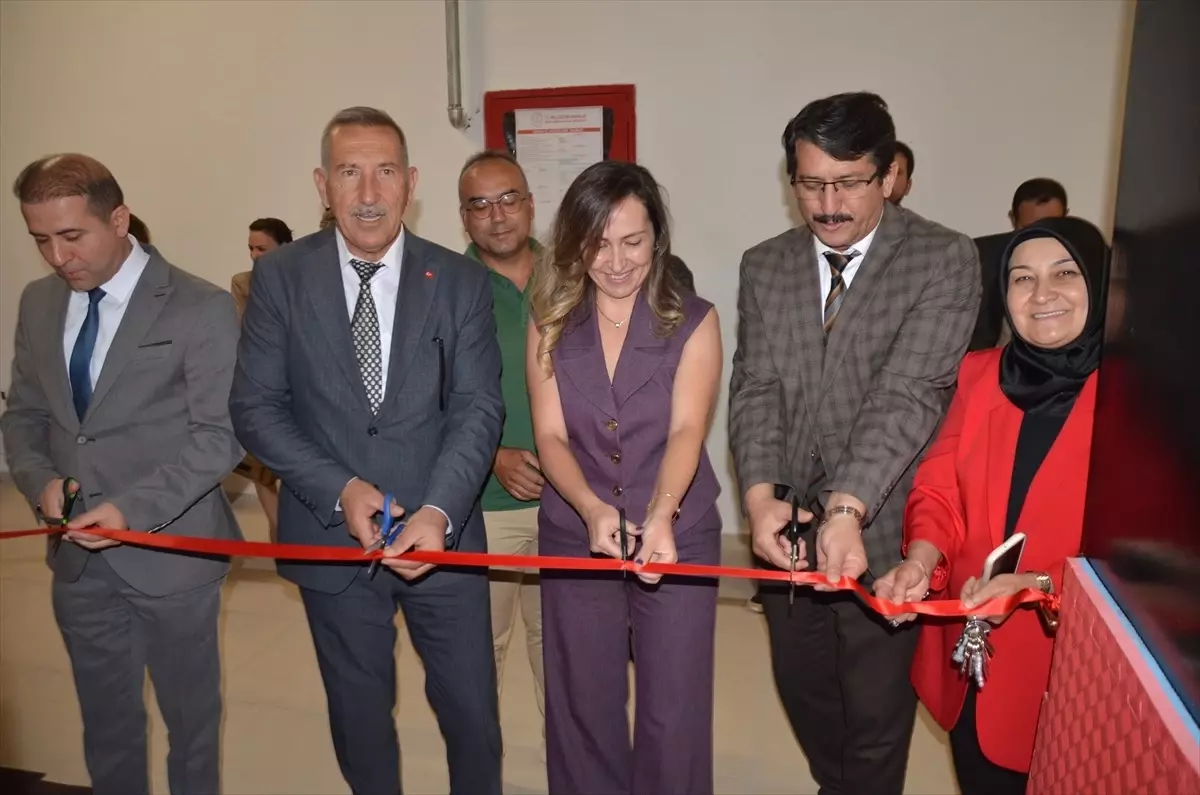 kahramankazanda spor atolyesi acildi S6A3Ryf9