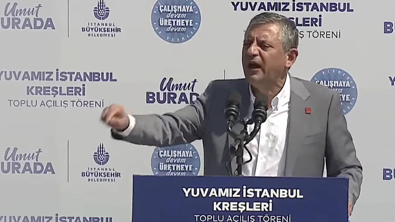 ozgur ozelden carpici sozler hizmet de acsak ozgur celikle hapis de yatsak ozgur celikle yatariz iRX3TeKD