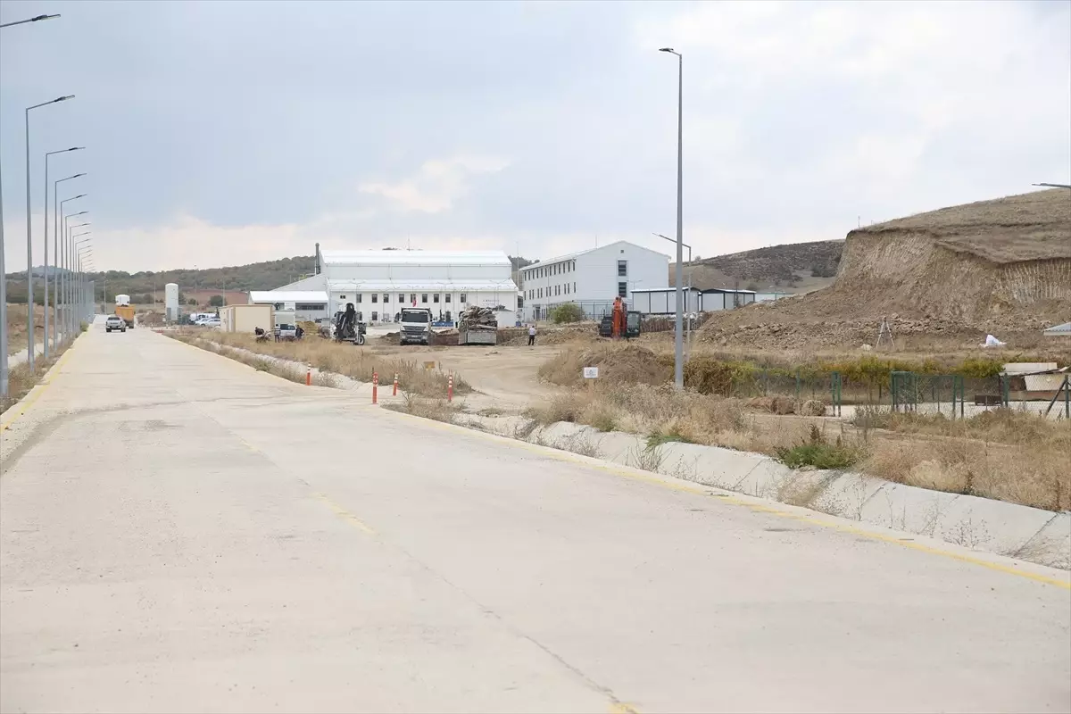 ak parti eskisehir il baskani albayrak nadir toprak elementleri sahasina iliskin konustu aciklamasi XvqLYTSh.jpg