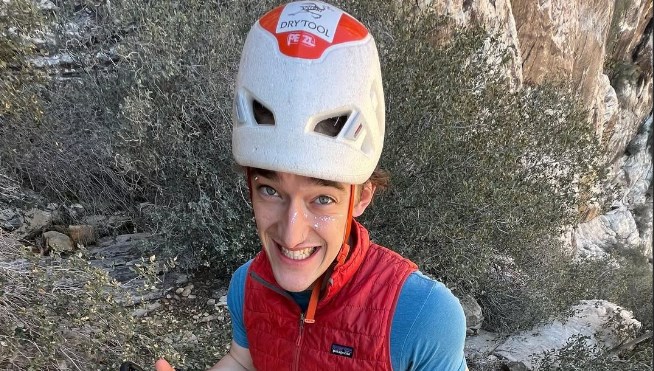 alaskanin unlu dagcisi hayatini kaybetti ayni parkta ucuncu olum vakasi mYvKfXEs