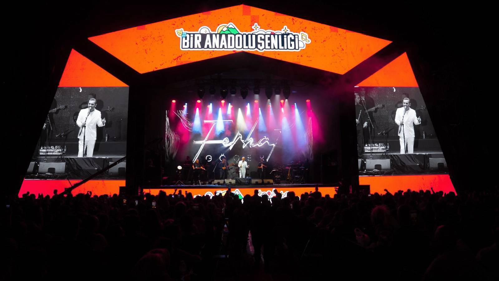 bir anadolu senligi bes sehirde 898 bin 608 kisi sanatla bulustu rvICr6Fu