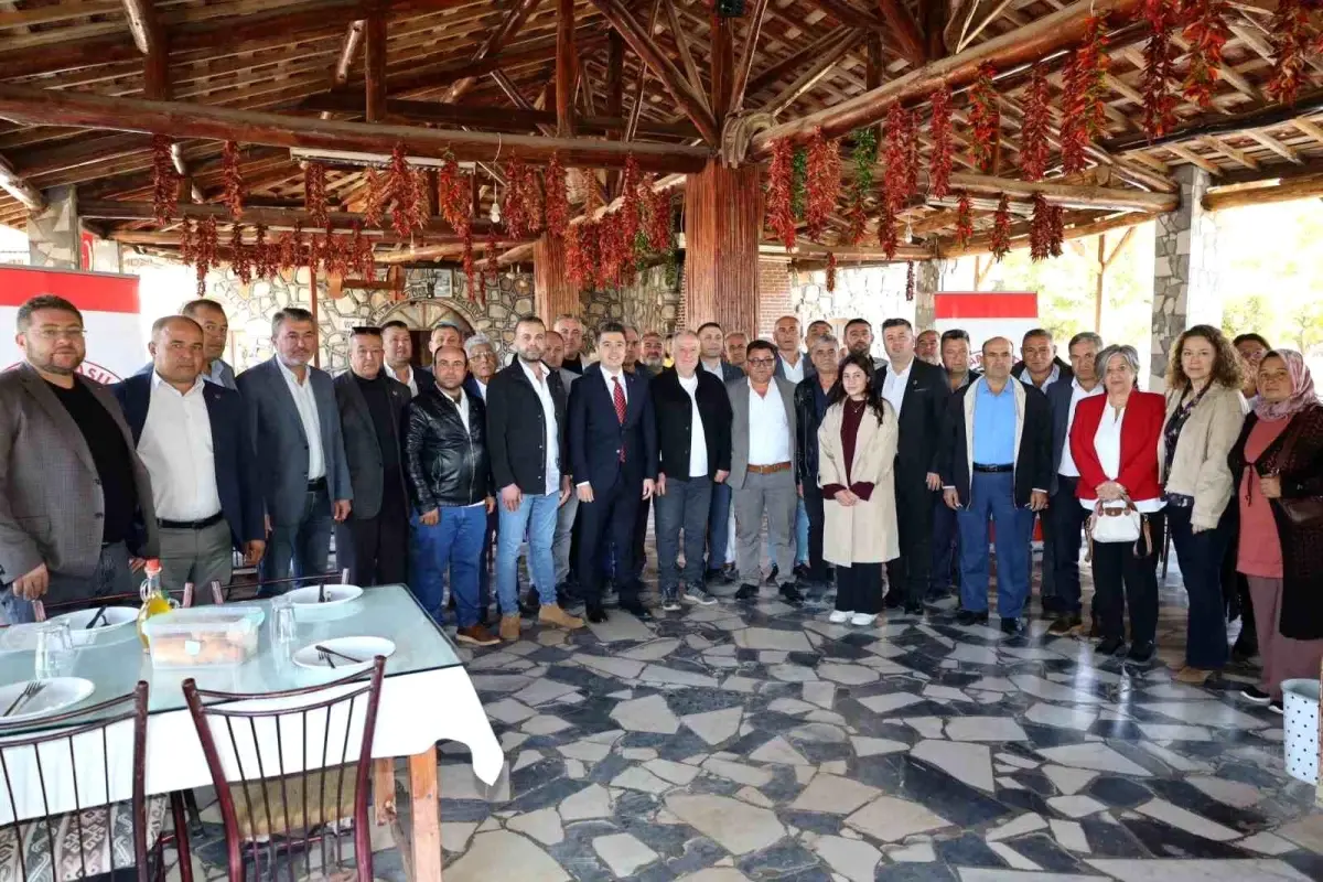 karacasuda muhtarlarla istisare toplantisi CjcSqXsY.jpg