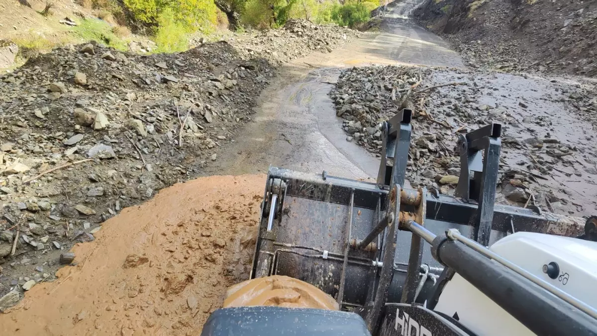 sasonda heyelanlar 55 yerlesim yerini kapatmisti 2hDAnpYl.jpg