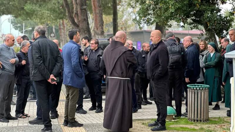 iznikte papa ziyareti hazirligi vatikandan heyet geldi dqSCi6aE.jpg