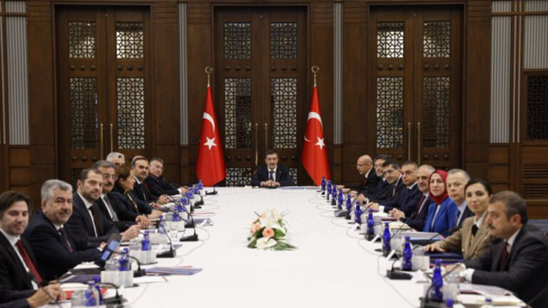 ekkdan-yatirimlar-icin-hizli-hareket-mesaji-1pZ6iMKT